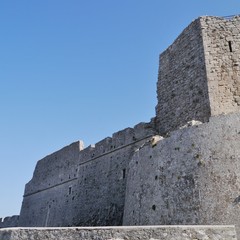 Torre dei giganti, castello di Federico II a Monte Sant'Angelo